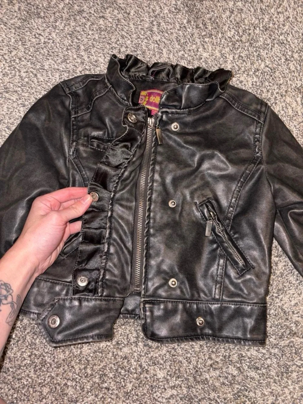 Dollhouse classic black